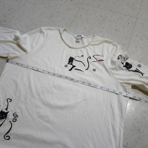 Alia | Vintage Chic Cat Print Sweater - Cream and Black - Picture 11 of 11